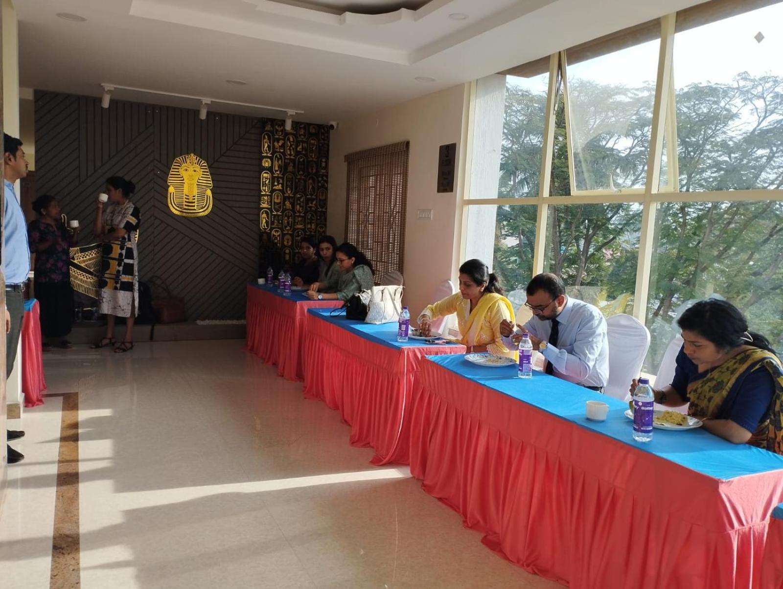 Annai Residency Hotel Vellore Bagian luar foto
